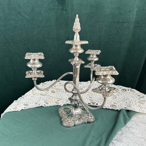 RARE Vintage VictorSilver Plated Three-Arm Ornate Candelabra - Picture 1 of 8